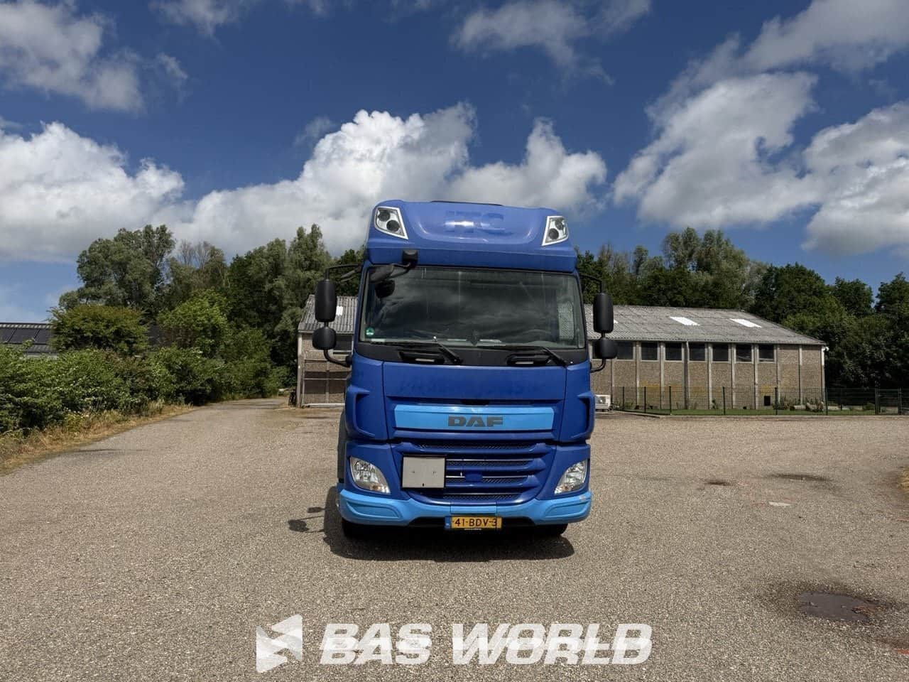 DAF CF 400 Space Cab Tractor Unit Airco