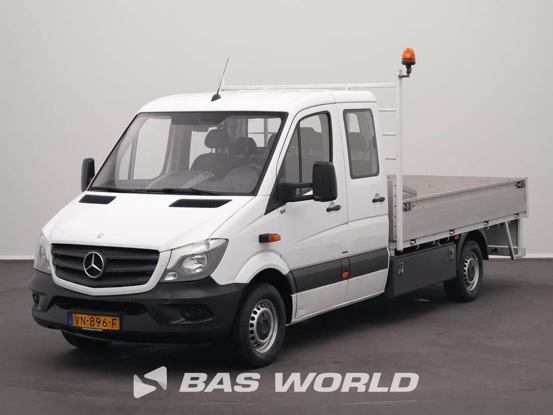 Mercedes Sprinter 413 CDI Euro 6 Double Cab Open Load Bed Tow Bar Rotating Beacons Flatbed DC Doka