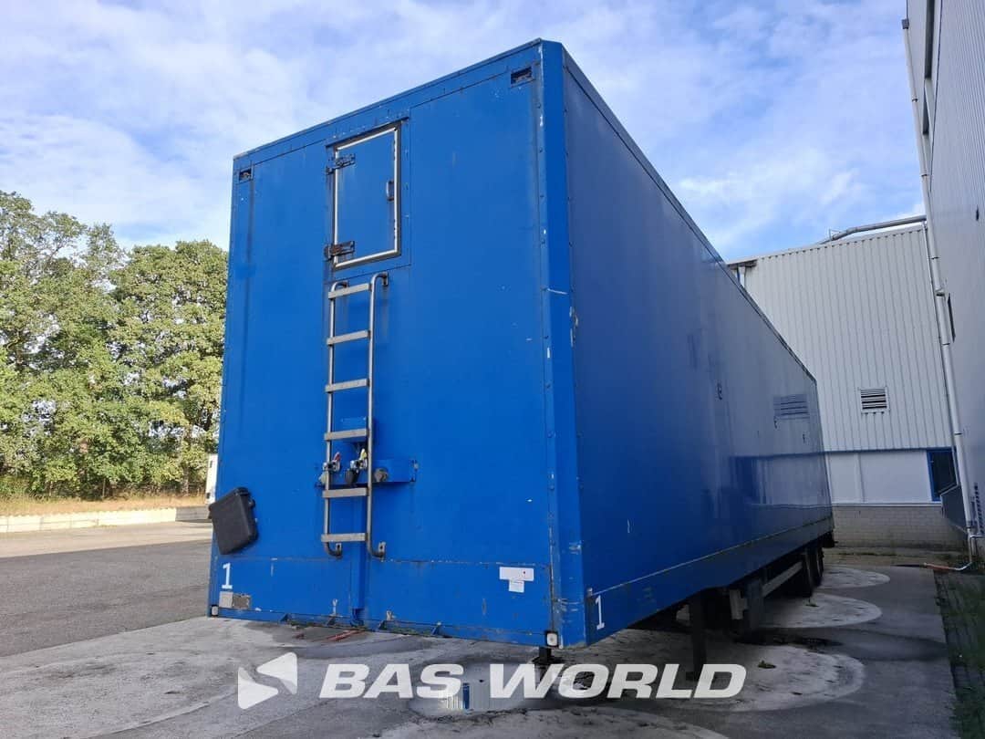 Vogelzang VO 3 12 18 Closed Semi Trailer