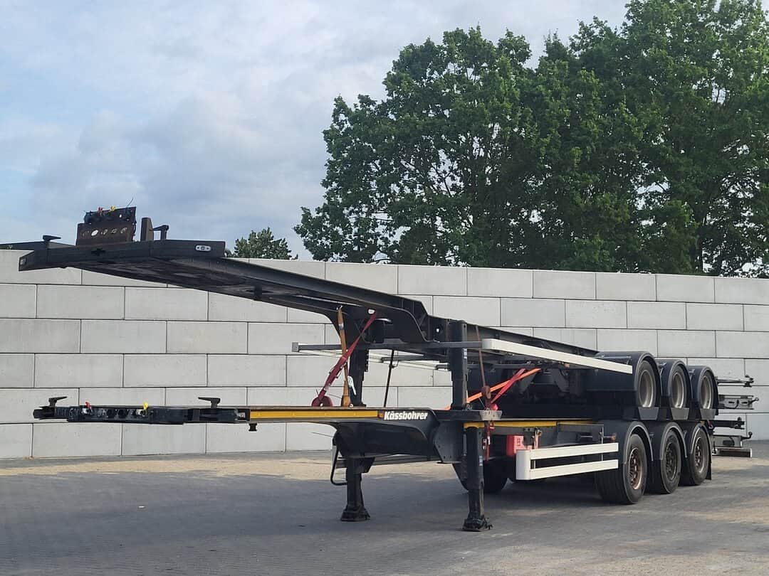 Kässbohrer CS Containerchassis Semi Trailer 3xAxles