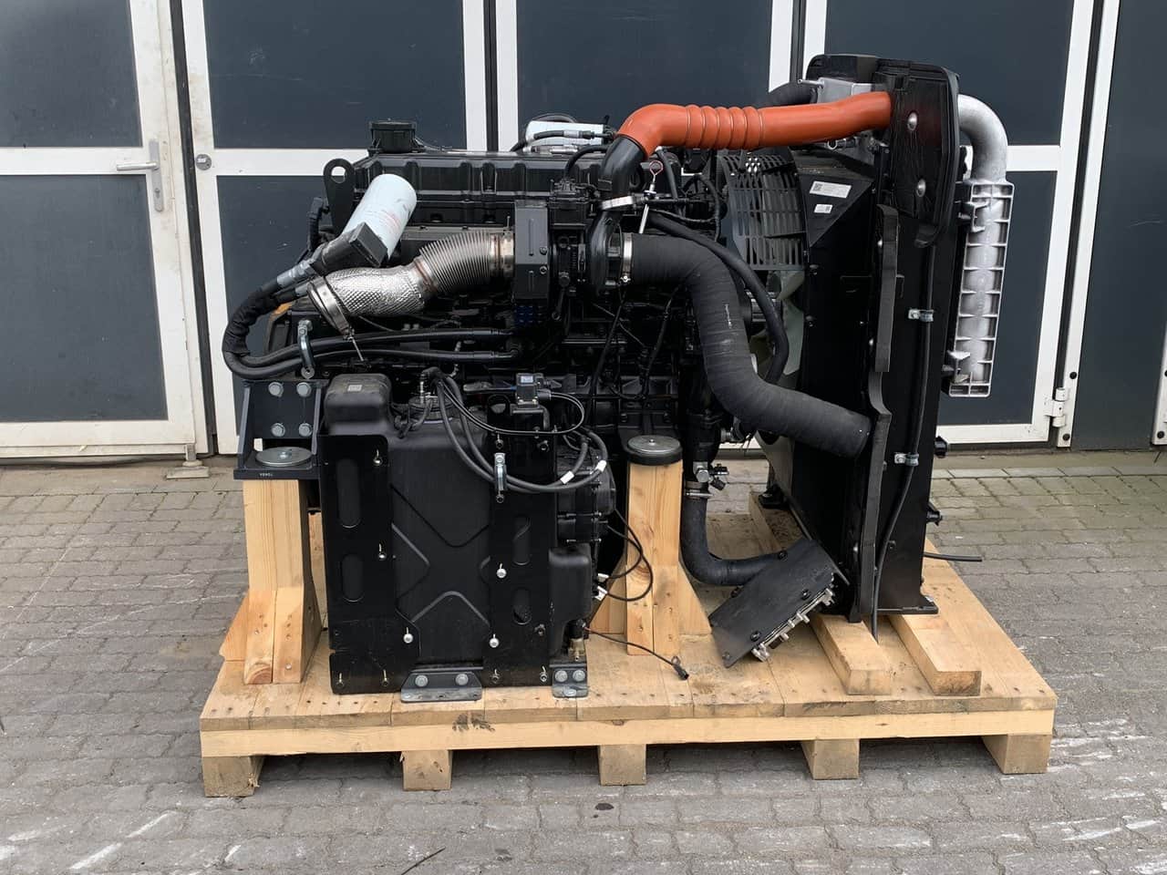 NEW ENGINE Doosan DL08-MFE00