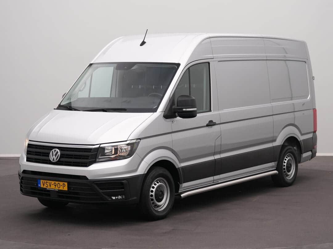 Volkswagen Crafter 140pk 4X2 Closed van L3H3 Trekhaak Navi Airco Cruise Parkeersensoren v+a Euro6 L2H2