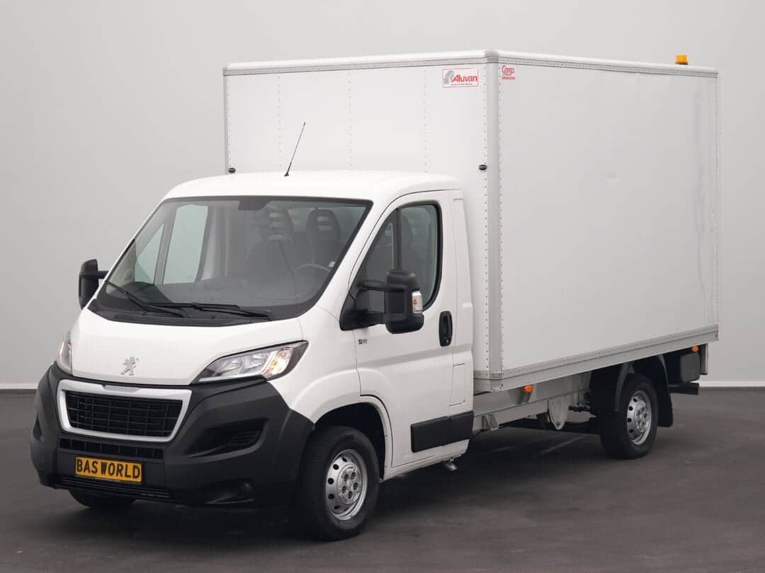 Peugeot Boxer 140PK 4X2 Closed box D'Hollandia Laadklep Bakwagen Airco Euro6 Meubelbak Koffer
