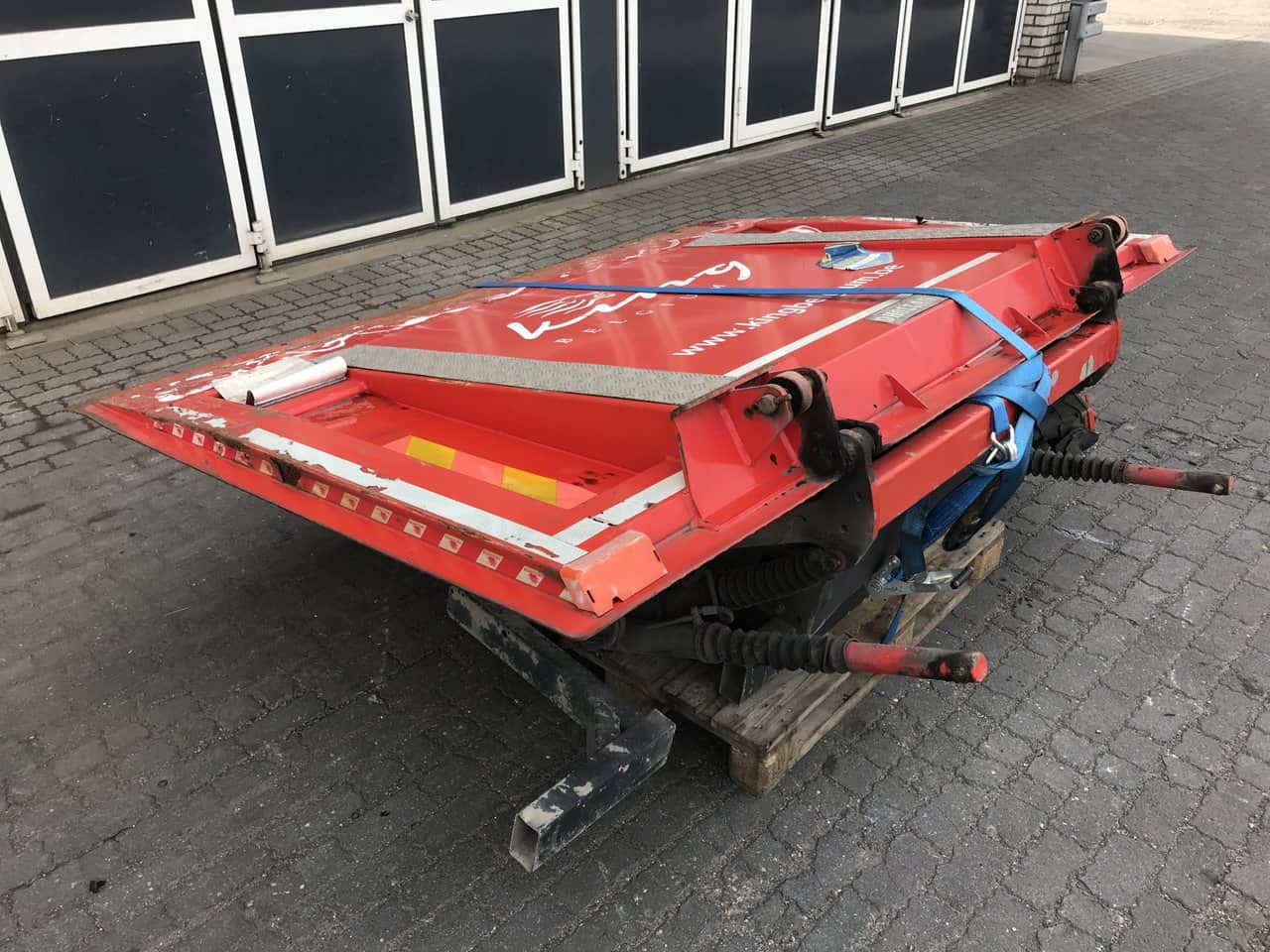 Tail lift Dhollandia DHLM15