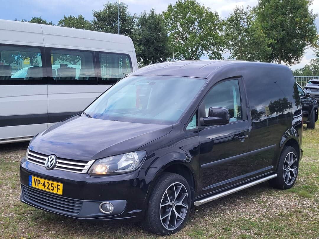 Volkswagen Caddy 1.6 TDI Automatic, Leather, Navigation 102PK
