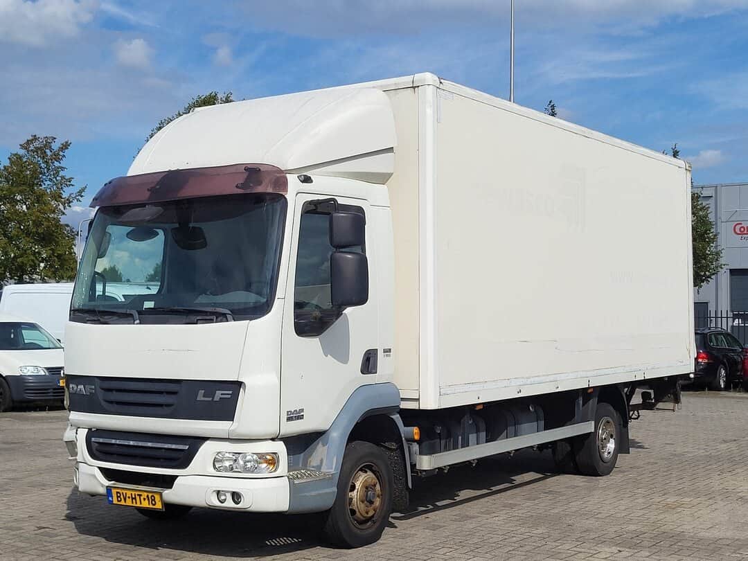 DAF FA LF45.160 DAMAGED Closed Box Taillift Automatic Cruise Control