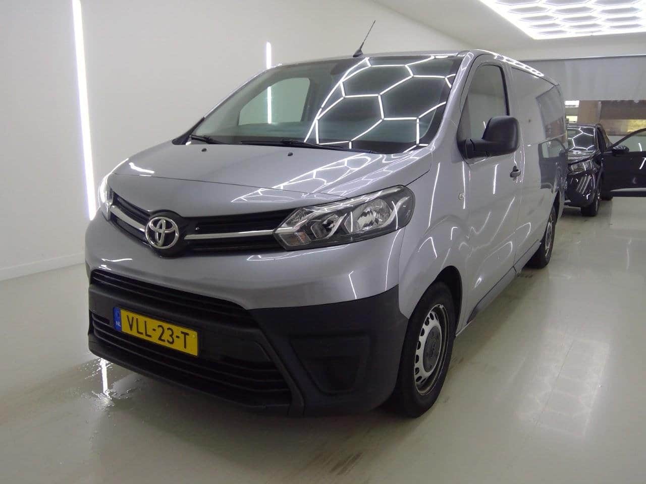 TOYOTA Proace Long Worker 2.0 D-4D 122pk Navigator 4d