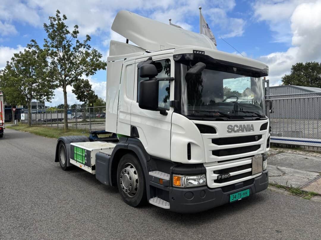 Scania P280 3xTanks LED Daytime Running Lights Tractor Unit