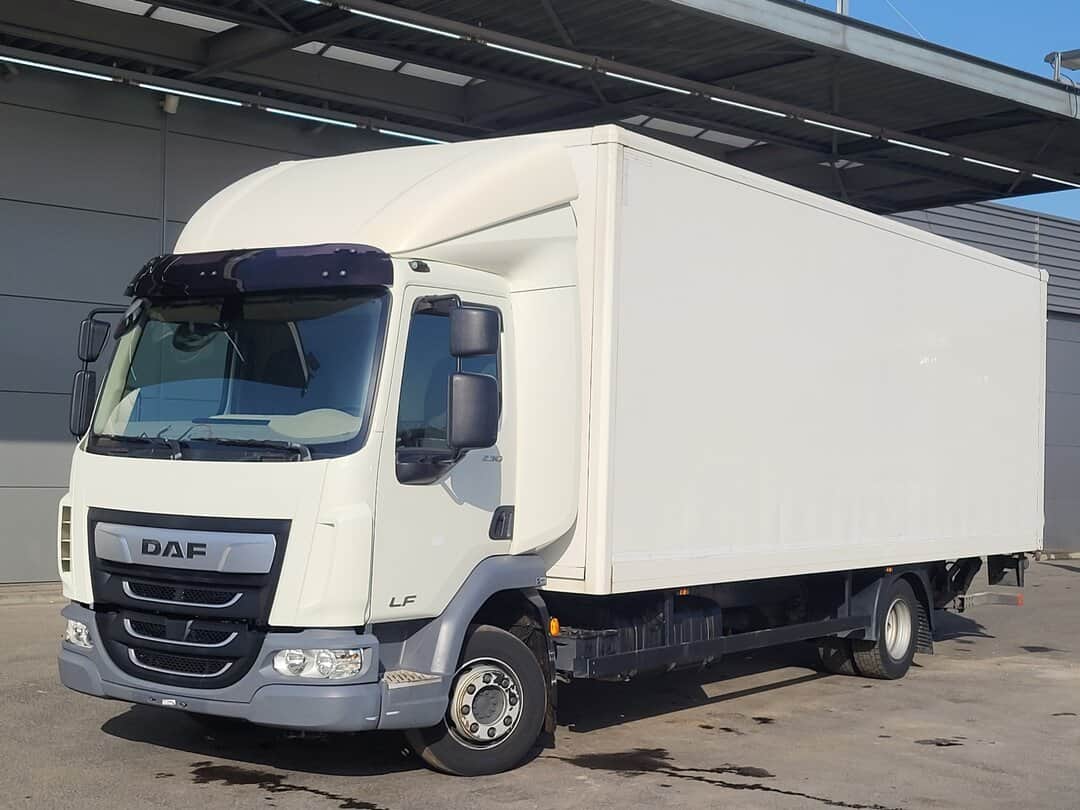 DAF LF 230 Closed 12tonner 1500kg Ladebordwand Automatic ACC Euro 6