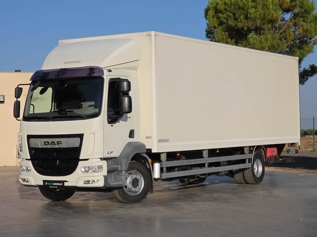 DAF LF 290 Closed 16t Caja de 8,23m Plataforma 2t Euro 6