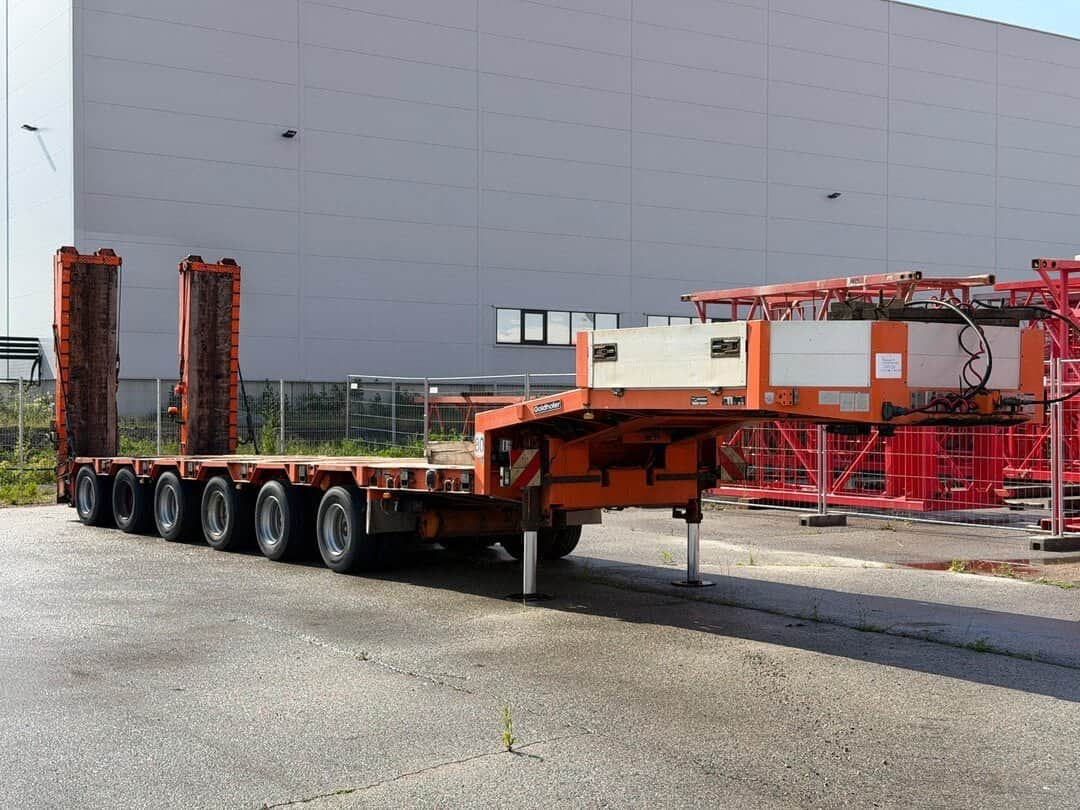 Goldhofer STZ-L6-67/80A Deeploader