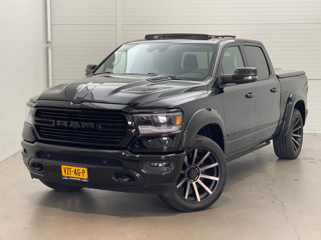 Dodge Ram 1500 5.7 V8 4x4 Crew Cab Limited 2023