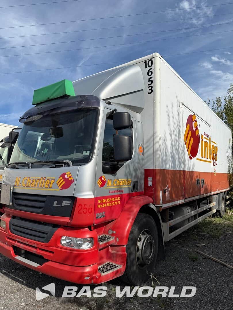 DAF LF 2012 Tail lift Closed Box