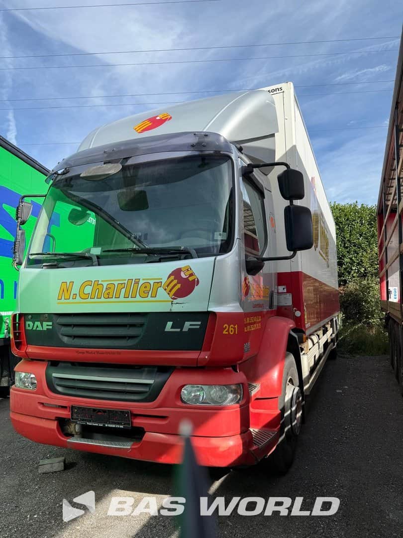 DAF LF55.220 2013 Automatic Tail Lift Closed Box