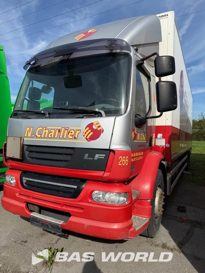 DAF LF55.220 2014 Automatic Closed Box Tail Lift