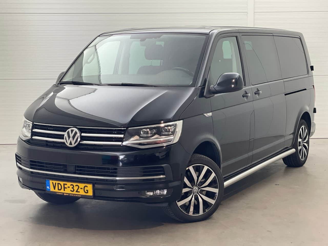 Volkswagen Transporter 2.0 TDI L2H1 DC Highline 2019