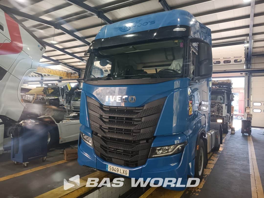 Iveco S-Way 490 Retarder Standklima 2xTanks Active Space