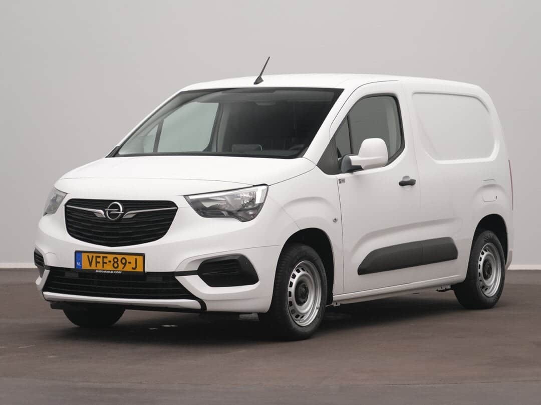 Opel Combo 102pk Closed van L1H1 Airco Navi Carplay Cruise Parkeersensoren Euro6 L1 Compact