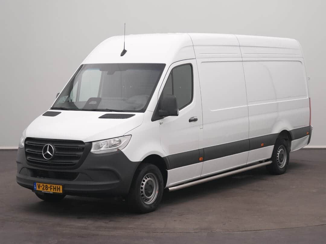 Mercedes Sprinter 315 CDI Closed Van L3H2 New Model AC/Climate 10" Mbux Cruise Control Camera