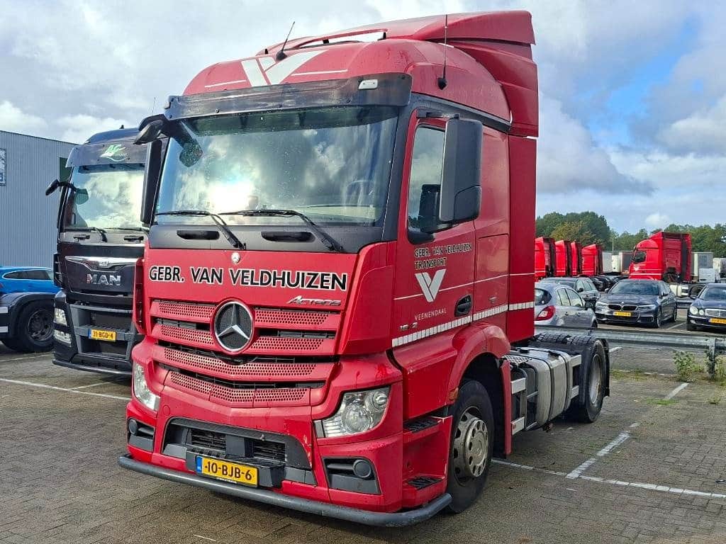 Mercedes Actros 1942 Stream Space Cab