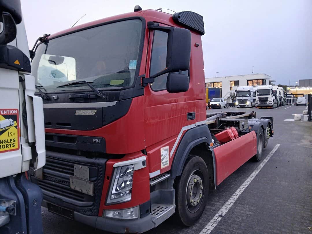 Volvo FM 370 Containersystem Truck Cruise Control Day Cab