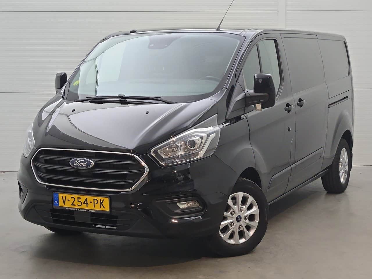 Ford Transit Custom 300 2.0 TDCI L2H2 Limited 2018