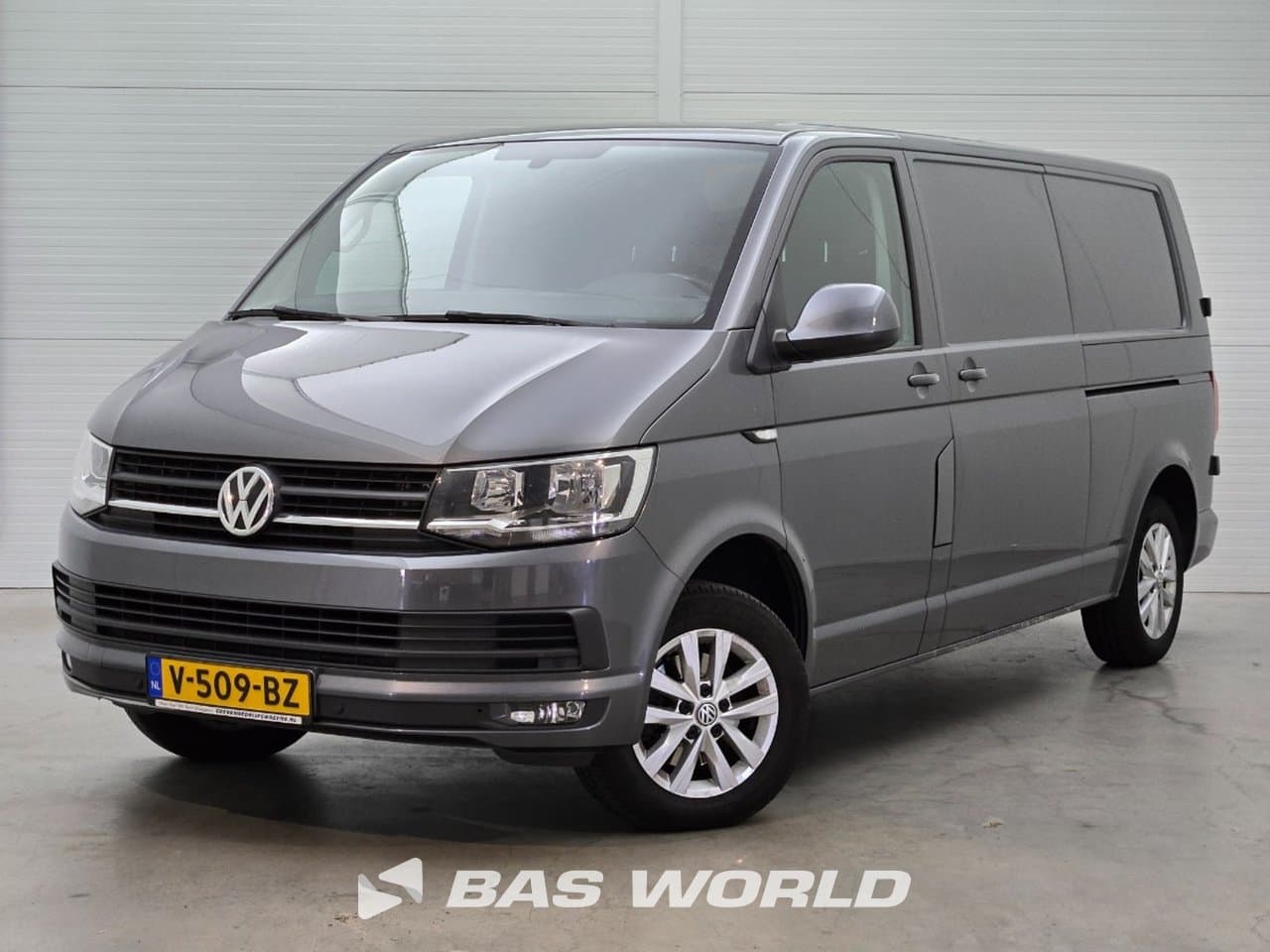 Volkswagen Transporter 2.0 TDI L2H1 DC Comfortline 2017