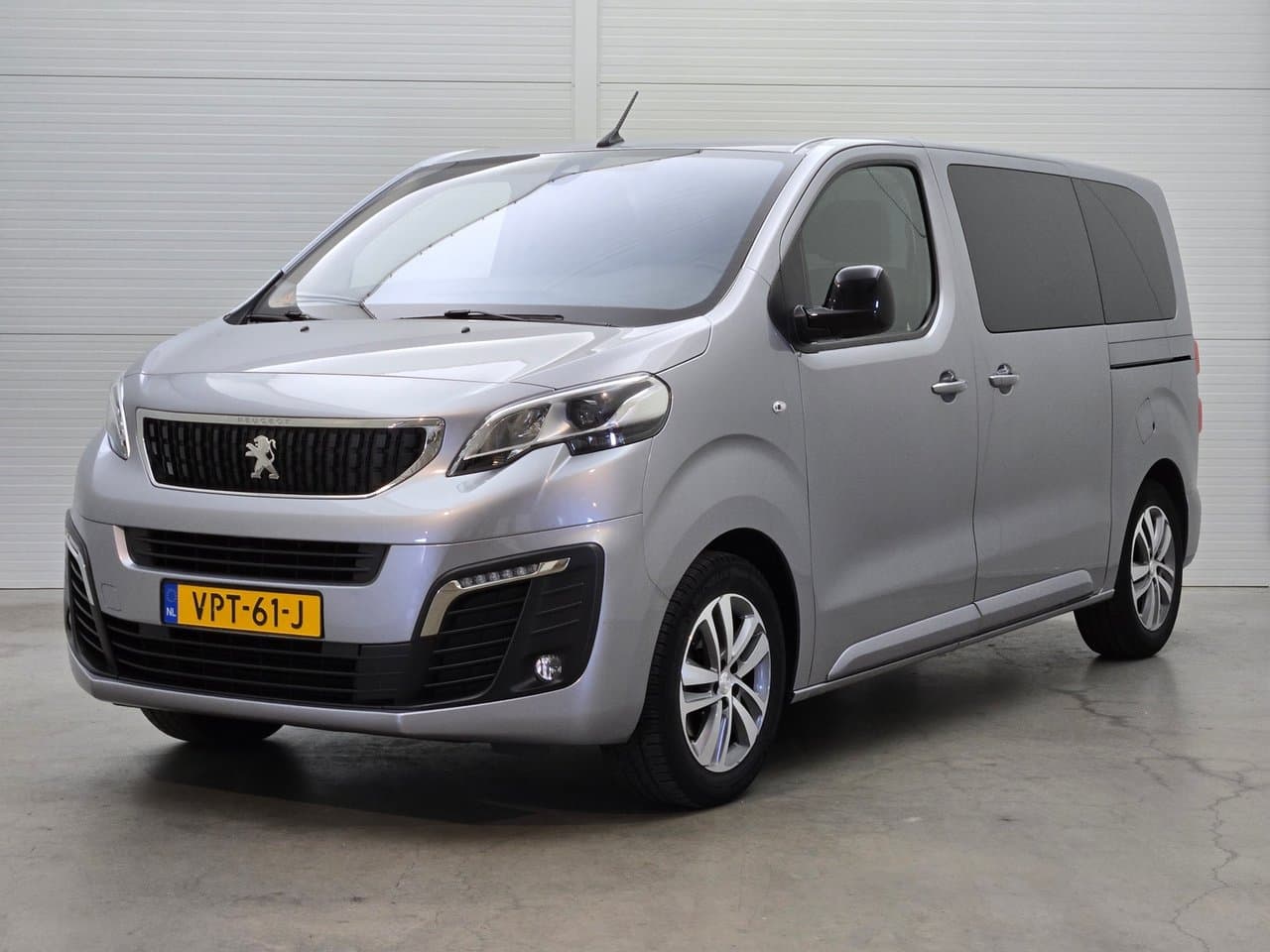 Peugeot Expert 2.0 BlueHDI 180 Standard Asphalt 2022