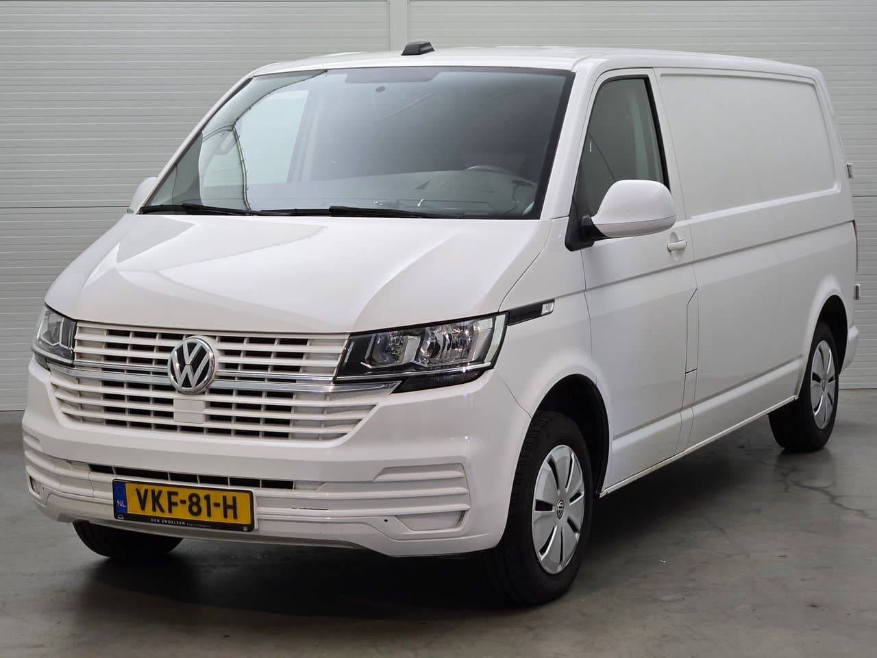 Volkswagen Transporter 2.0 TDI L2H1 28 2021