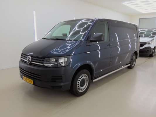 VOLKSWAGEN TRANSPORTER 2.0TDI 75kW Economy Business L2H1 4d Airco 2020