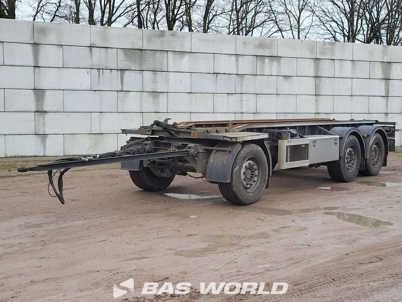 Burg A-3-27 TUV 05/26 Lift + Steering Axle 2000