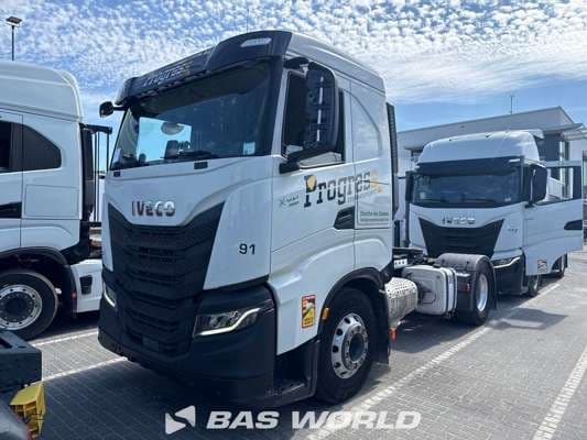 Iveco X-Way 490 Intarder Hydraulic Alcoa Low KM!