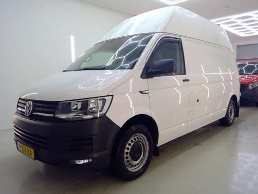 VOLKSWAGEN TRANSPORTER 2.0TDI 75kW L2H1 4d