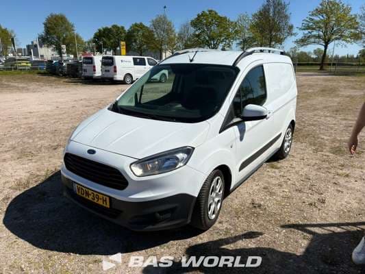 Ford Transit Courier 1.6 TDCi EURO5 Airco MOT: 26-08-2026 2015