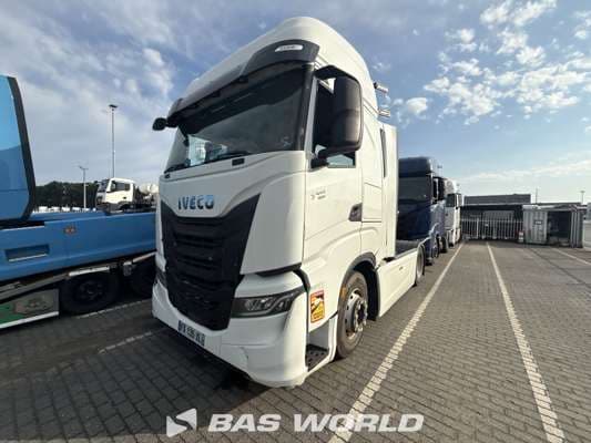 Iveco S-Way 480 Intarder Clima 100% Tyres