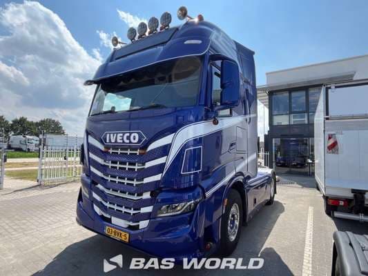 IVECO S-Way 490 NL-TRUCK Standklima Leather