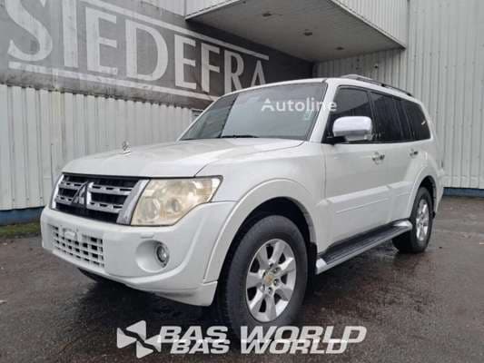 Mitsubishi Pajero GLS 3.5- V6 4x4 7 Pers. Full Option Cruise Control Airco 2013