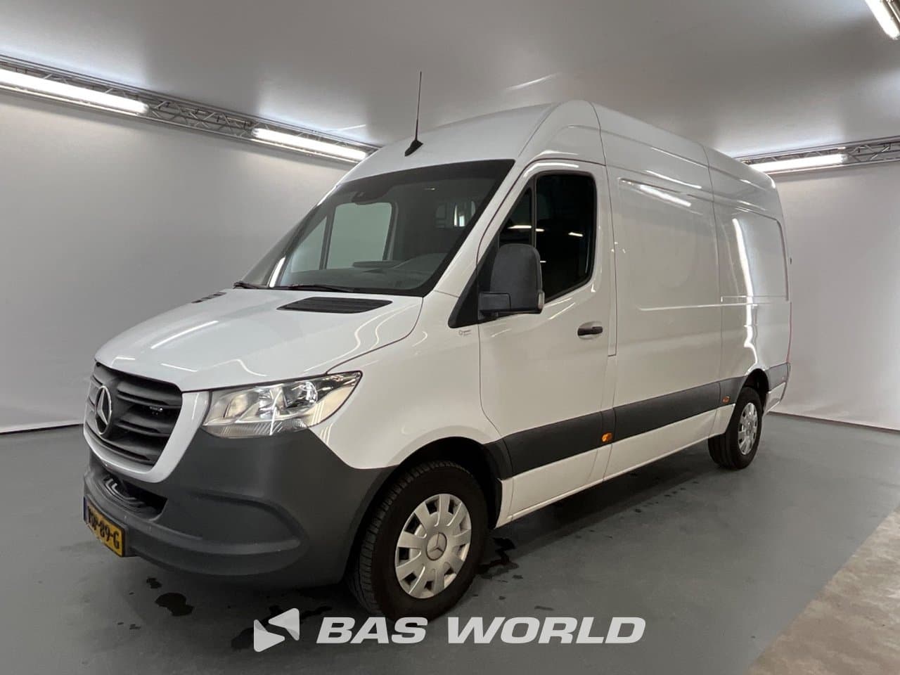 Mercedes-Benz Sprinter 317 1.9 CDI L2H2 RWD 2023