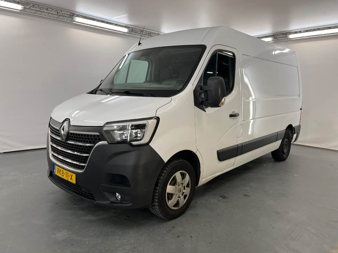 Renault Master T35 2.3 dCi 135 L2H2 2021