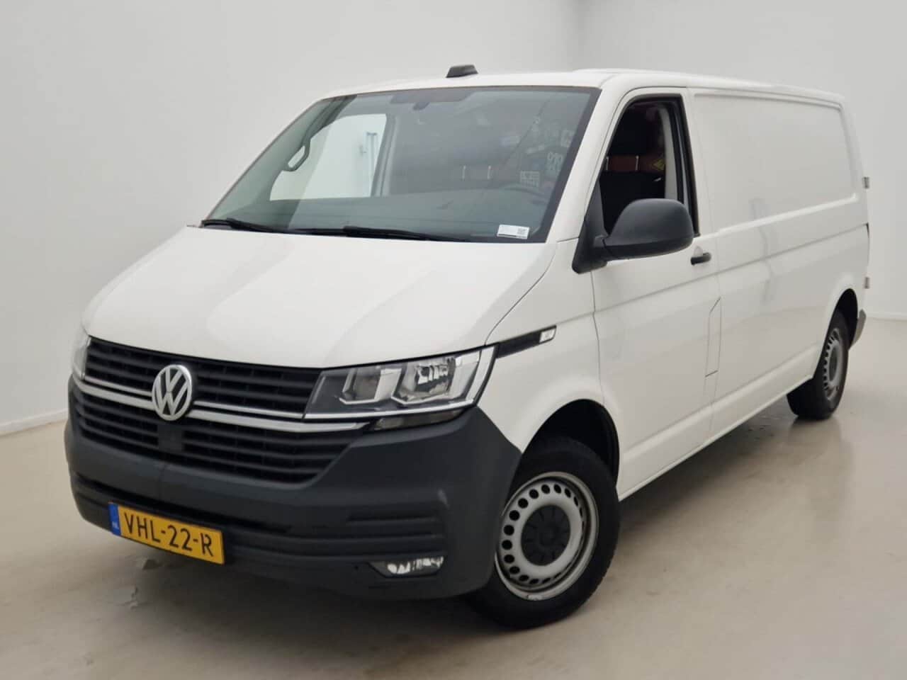Volkswagen Transporter 2.0 TDI L2H1 2020 Airco/NAV/PDC