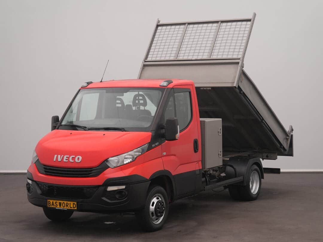 Iveco Daily 35C12 Tipper Kipper Tipper 3,5t Dubbellucht met Kist Trekhaak Airco Cruise Euro6 Tipper Benne Kieper