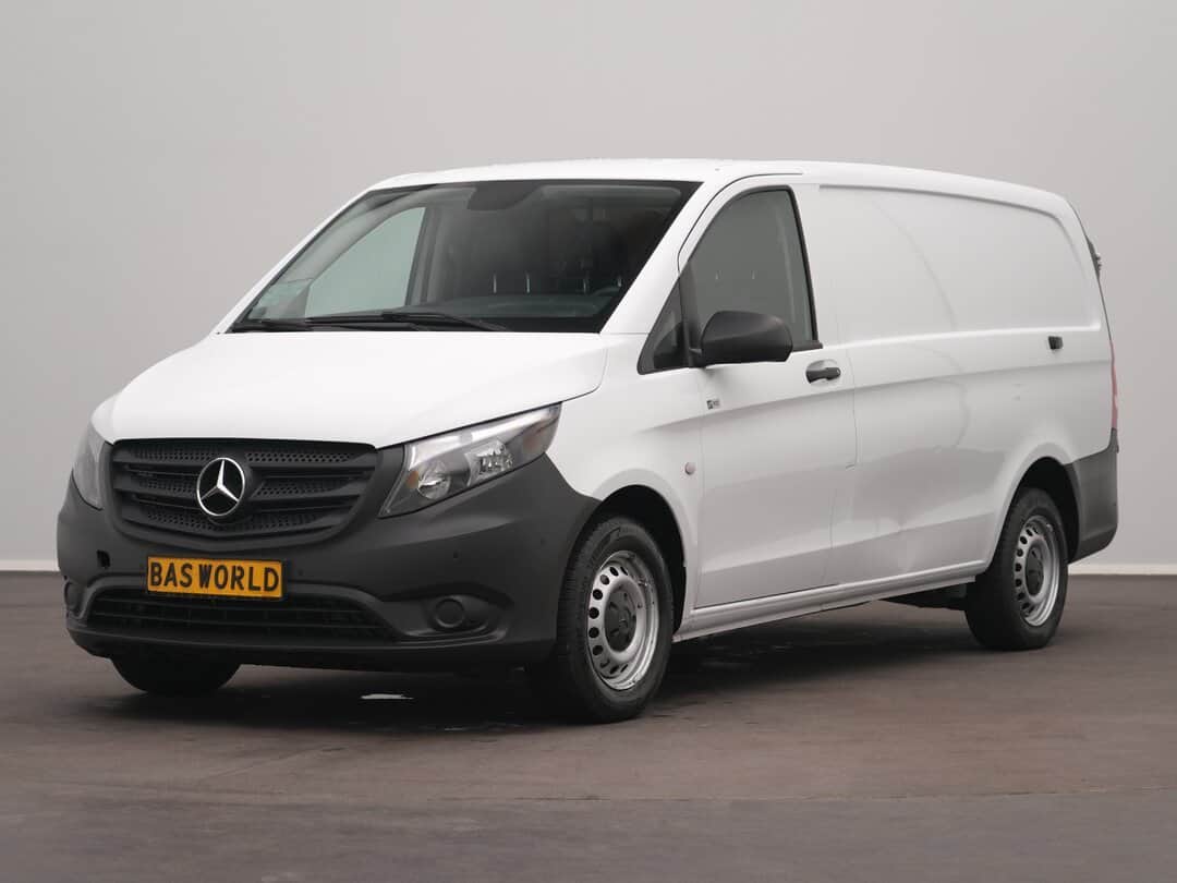 Mercedes Vito 114 L2H1, Automatic, Navigation 136hp Closed van 2022